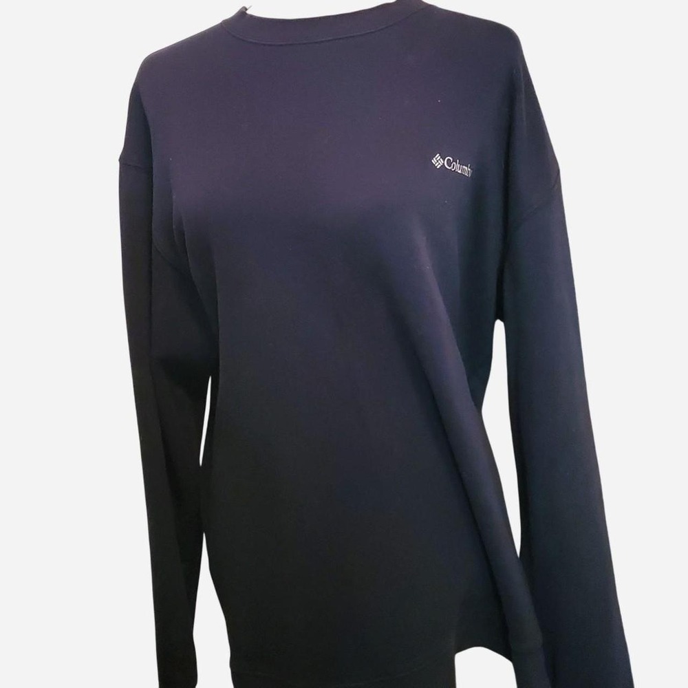 Navy blue Columbia long sleeve sweatshirt